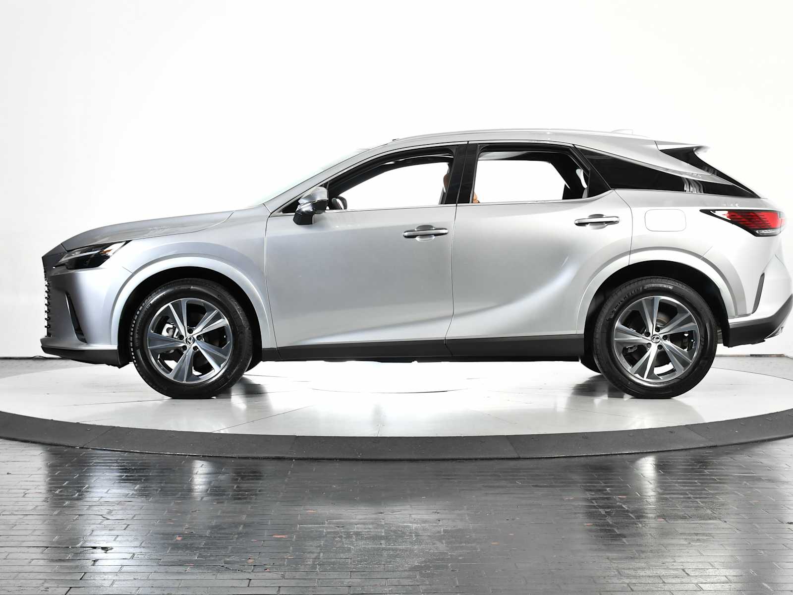 2025 Lexus RX 350 Premium photo 2