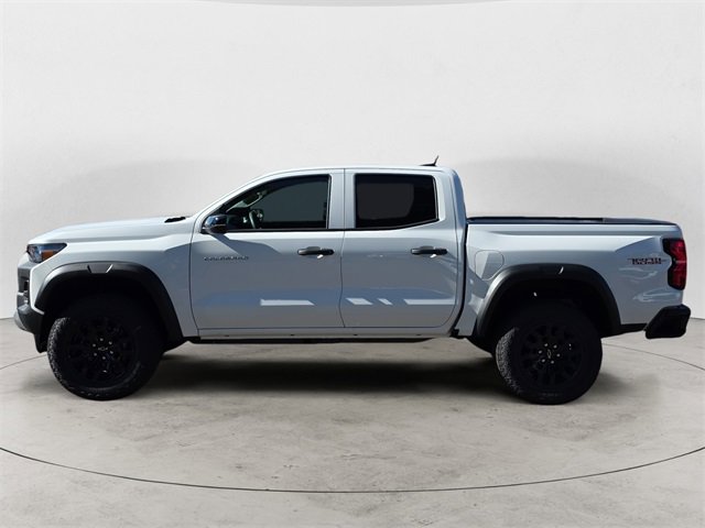 2026 Chevrolet Colorado Trail Boss photo 2