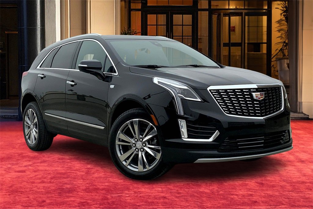 2025 Cadillac XT5 Premium Luxury photo 2
