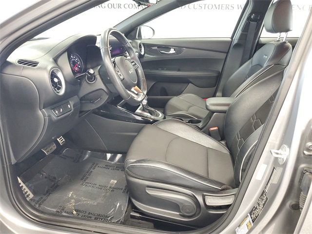 2023 Kia Forte GT-Line photo 9