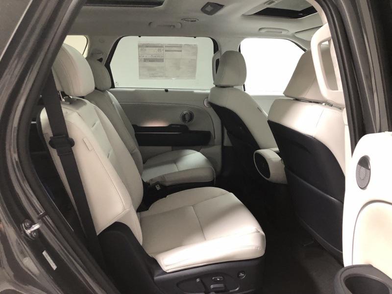 2026 Hyundai Palisade Calligraphy photo 6