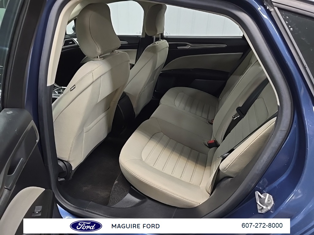 2019 Ford Fusion S photo 29