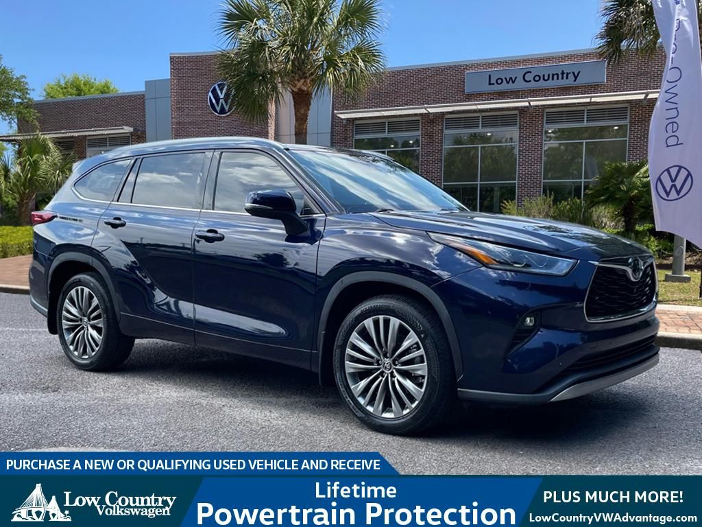 2021 Toyota Highlander Platinum