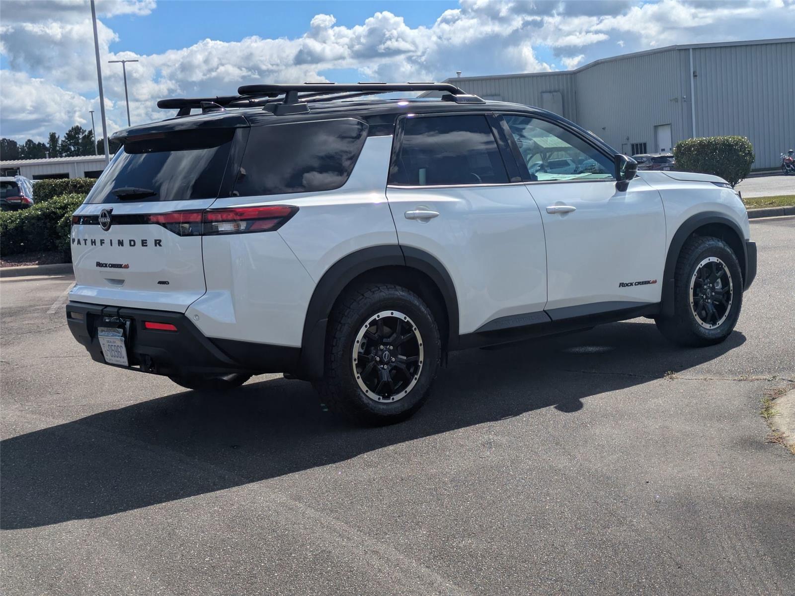 2025 Nissan Pathfinder Rock Creek photo 4