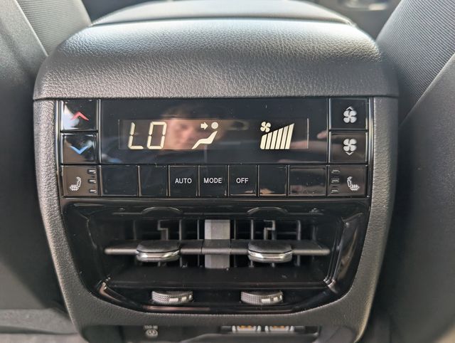 2025 Jeep Grand Cherokee Limited photo 32