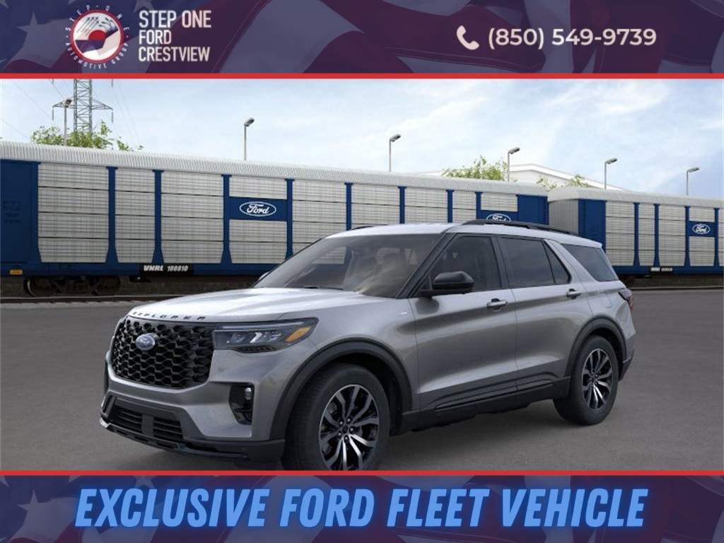 2026 Ford Explorer ST-LINE's photo