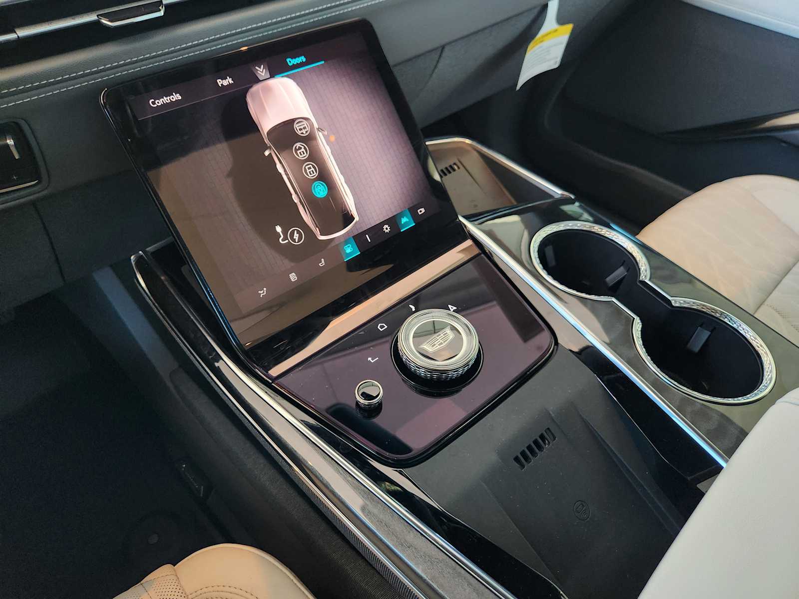 2026 Cadillac Escalade IQ Sport photo 12