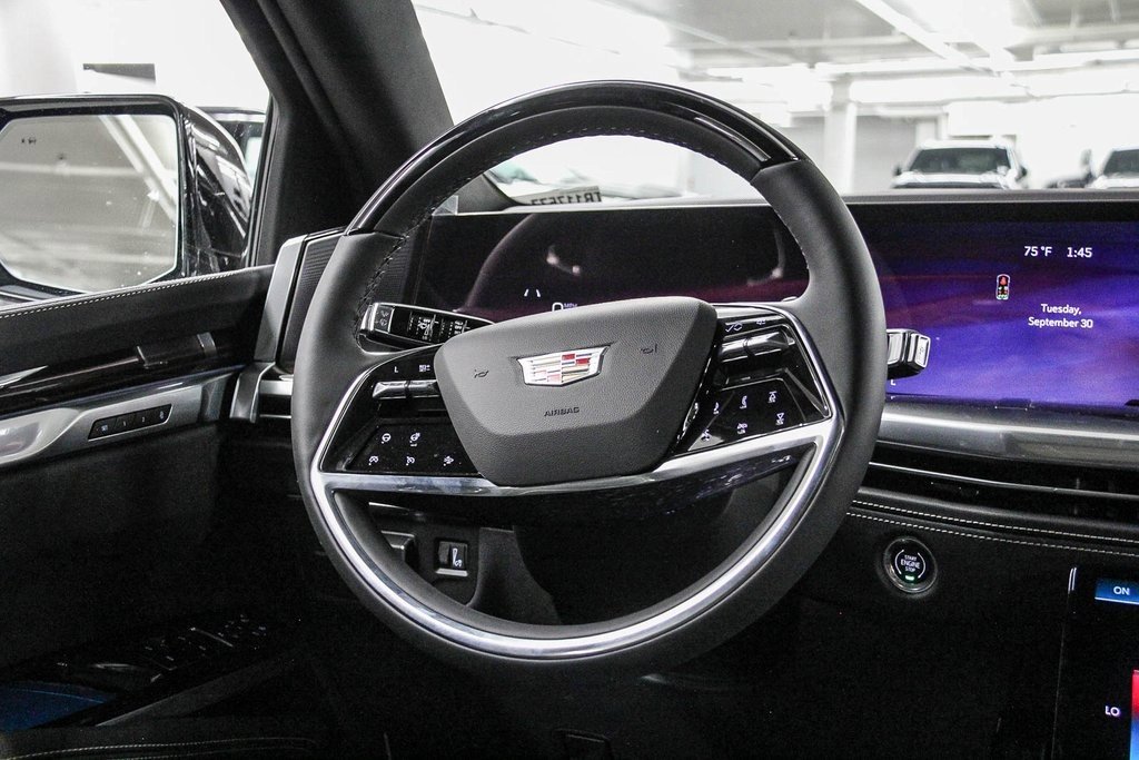 2026 Cadillac Escalade Luxury photo 14