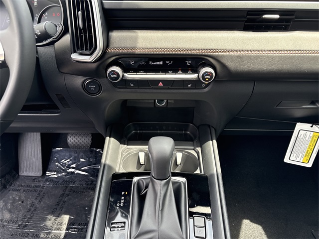 2025 Mazda CX-50 Premium photo 19