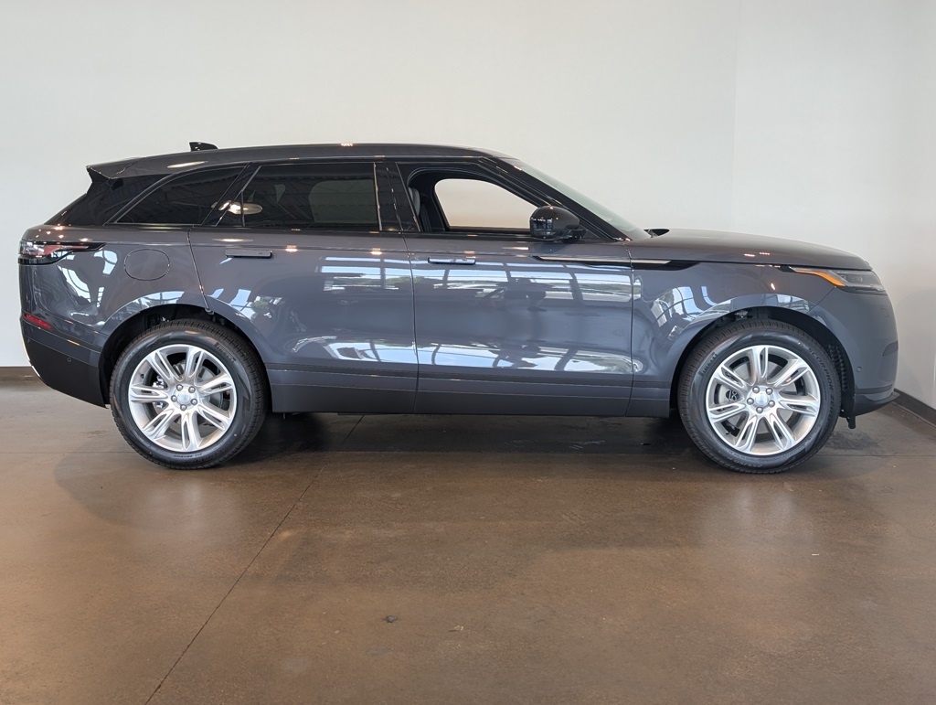 2026 Land Rover Range Rover Velar S photo 4
