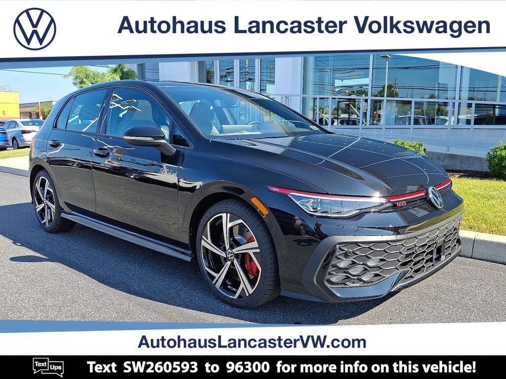 2025 Volkswagen Golf GTI SE's photo