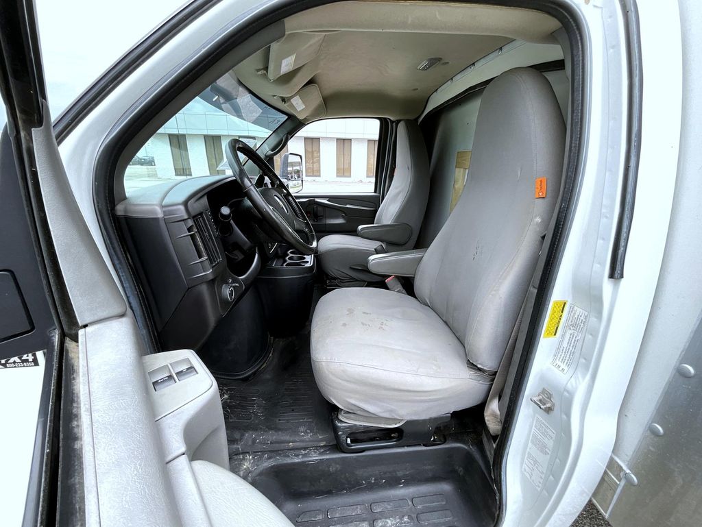 2012 Chevrolet Express Base photo 10