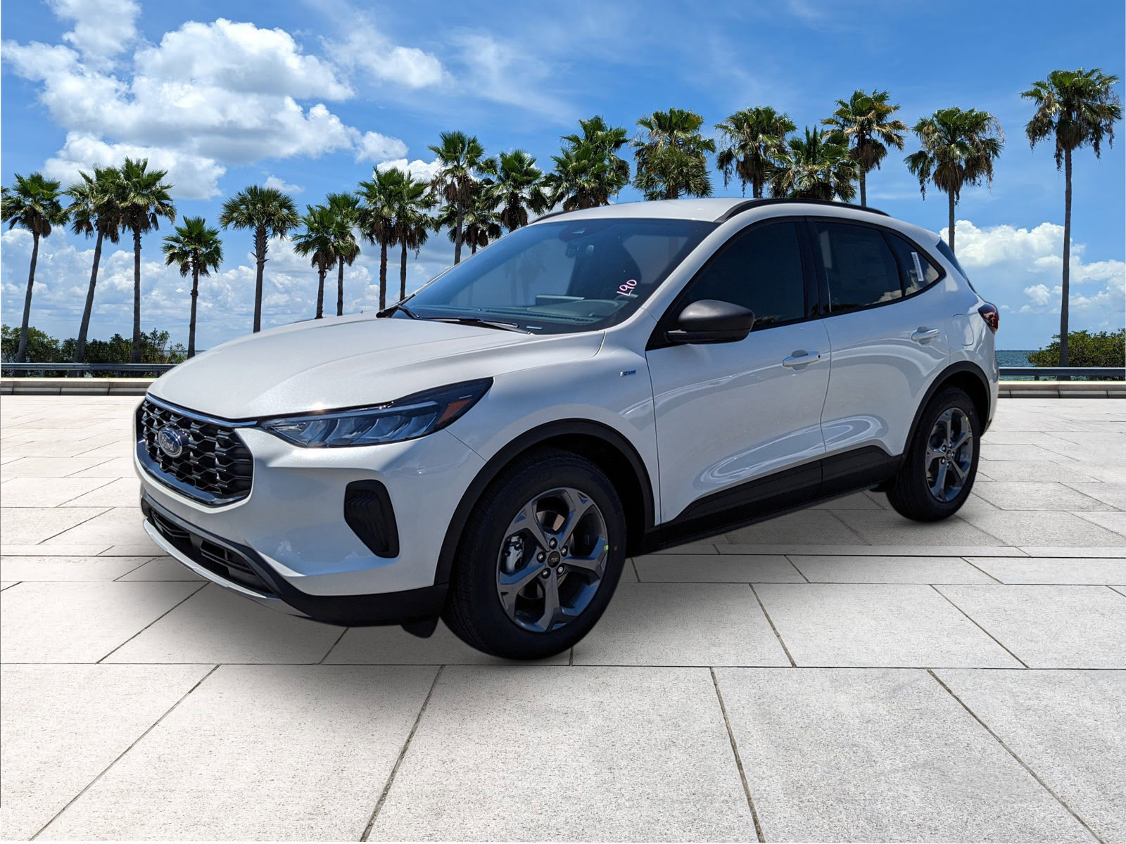 2026 Ford Escape ST-Line photo 4