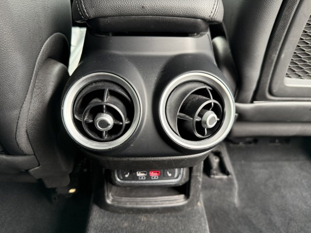 2022 Alfa Romeo Stelvio Ti photo 30