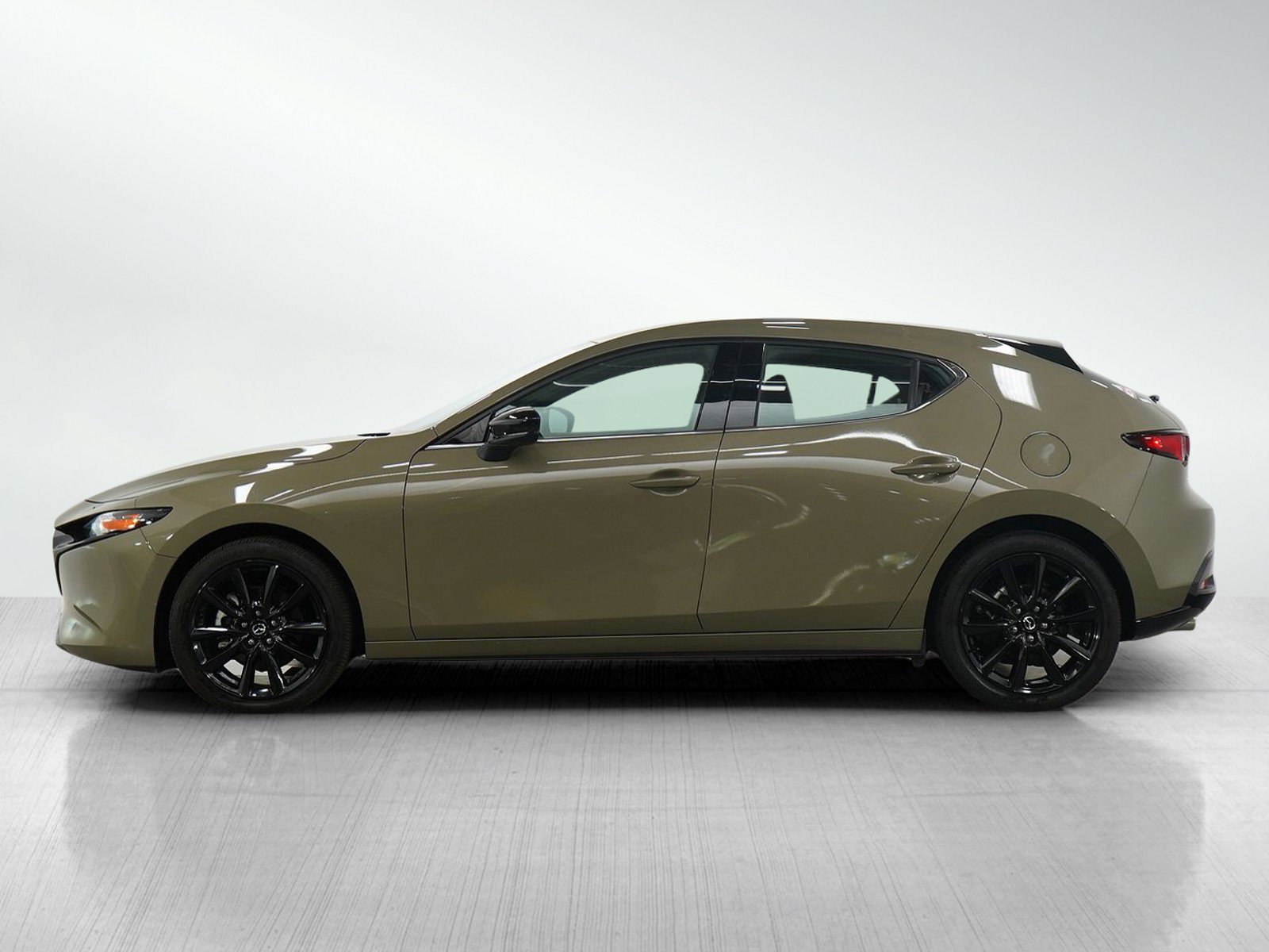 Used 2024 Mazda Mazda3 Carbon Turbo with VIN JM1BPBYY2R1716030 for sale in Burnsville, Minnesota
