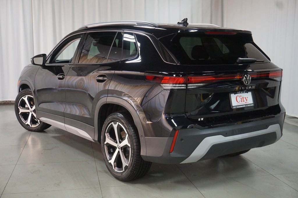 2025 Volkswagen Tiguan SE photo 4