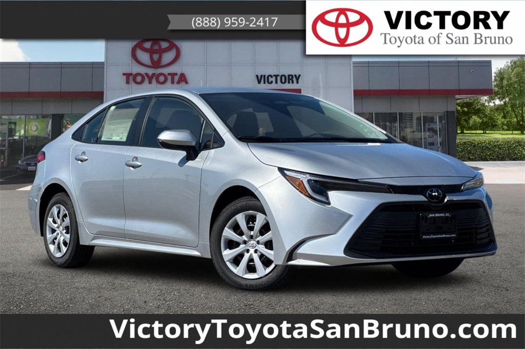 2026 Toyota Corolla LE's photo