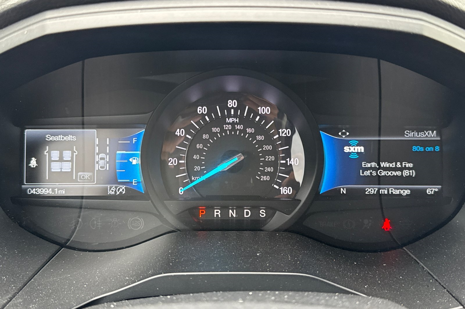 2022 Ford Edge SEL photo 25