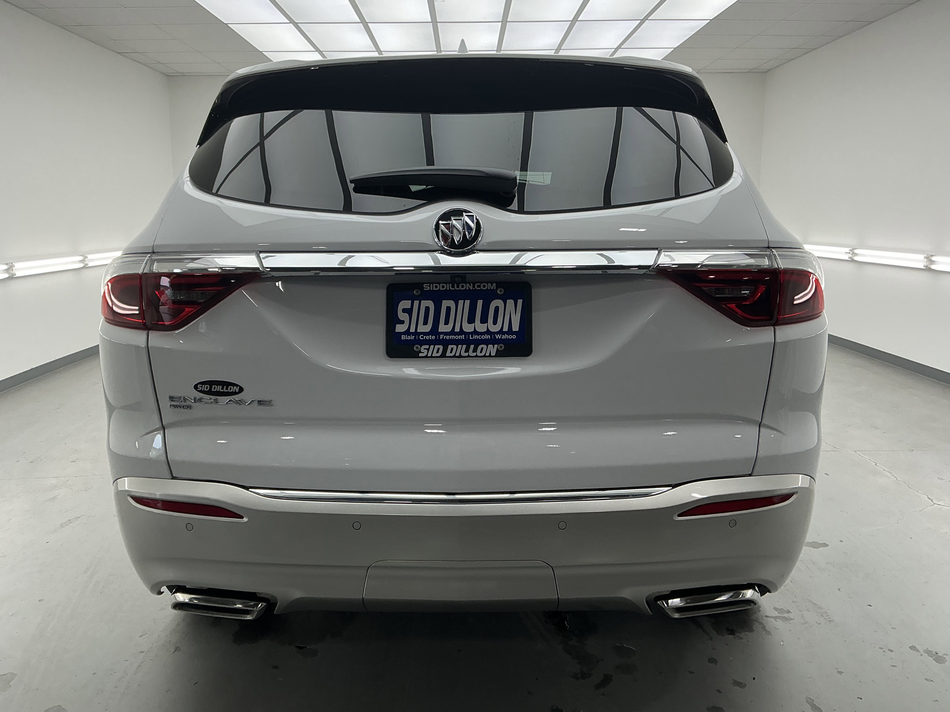 2024 Buick Enclave Essence photo 3
