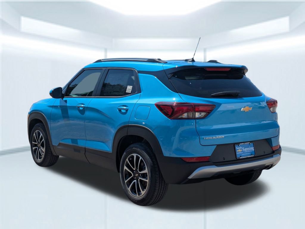 2026 Chevrolet Trailblazer LT photo 3