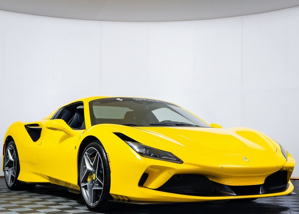 2022 Ferrari F8 Spider Base photo 4