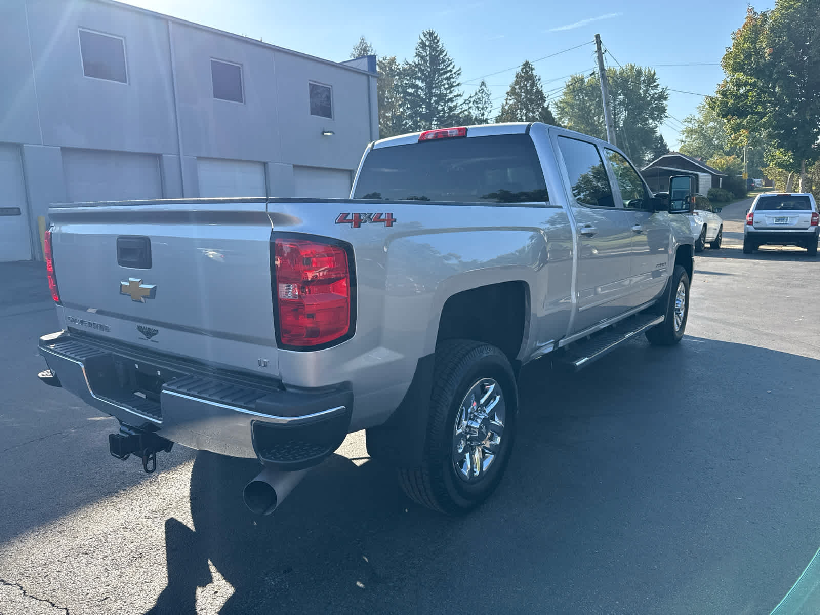 2019 Chevrolet Silverado 2500HD LT photo 3