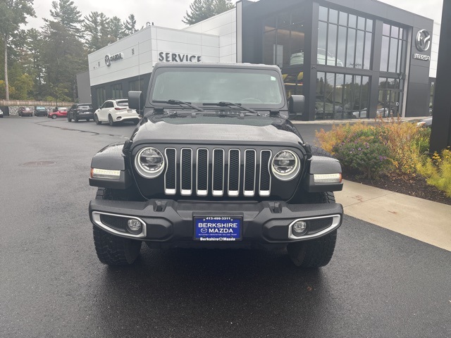 2022 Jeep Wrangler Unlimited Sahara photo 2