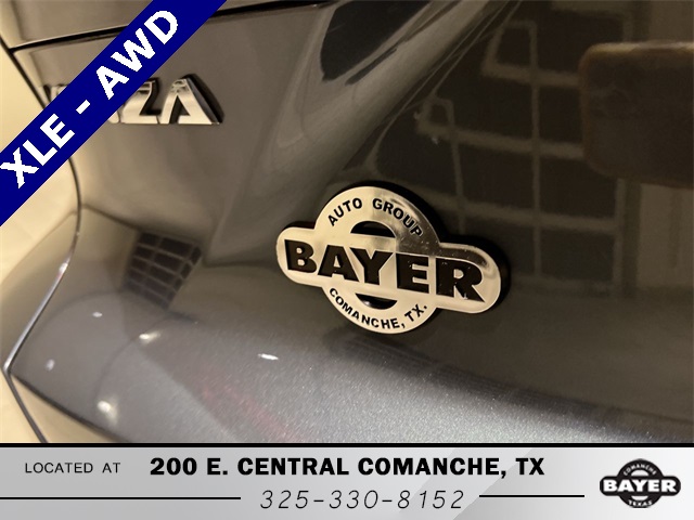 2021 Toyota Venza XLE photo 24