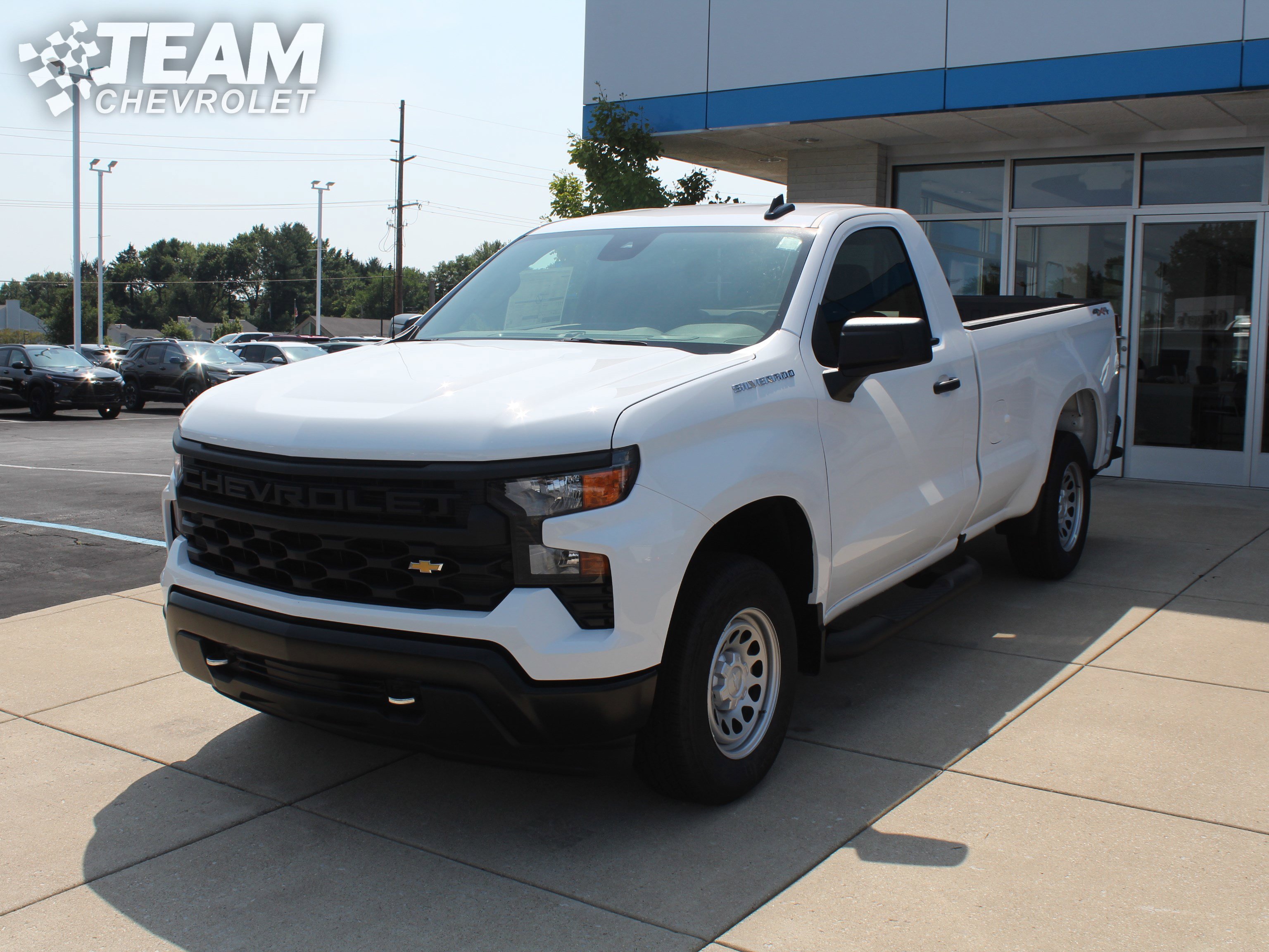 2025 Chevrolet Silverado 1500 photo 6