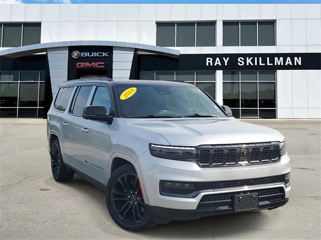 2024 Jeep Grand Wagoneer L Series II's photo