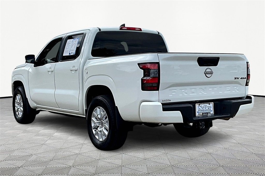 2022 Nissan Frontier SV photo 13