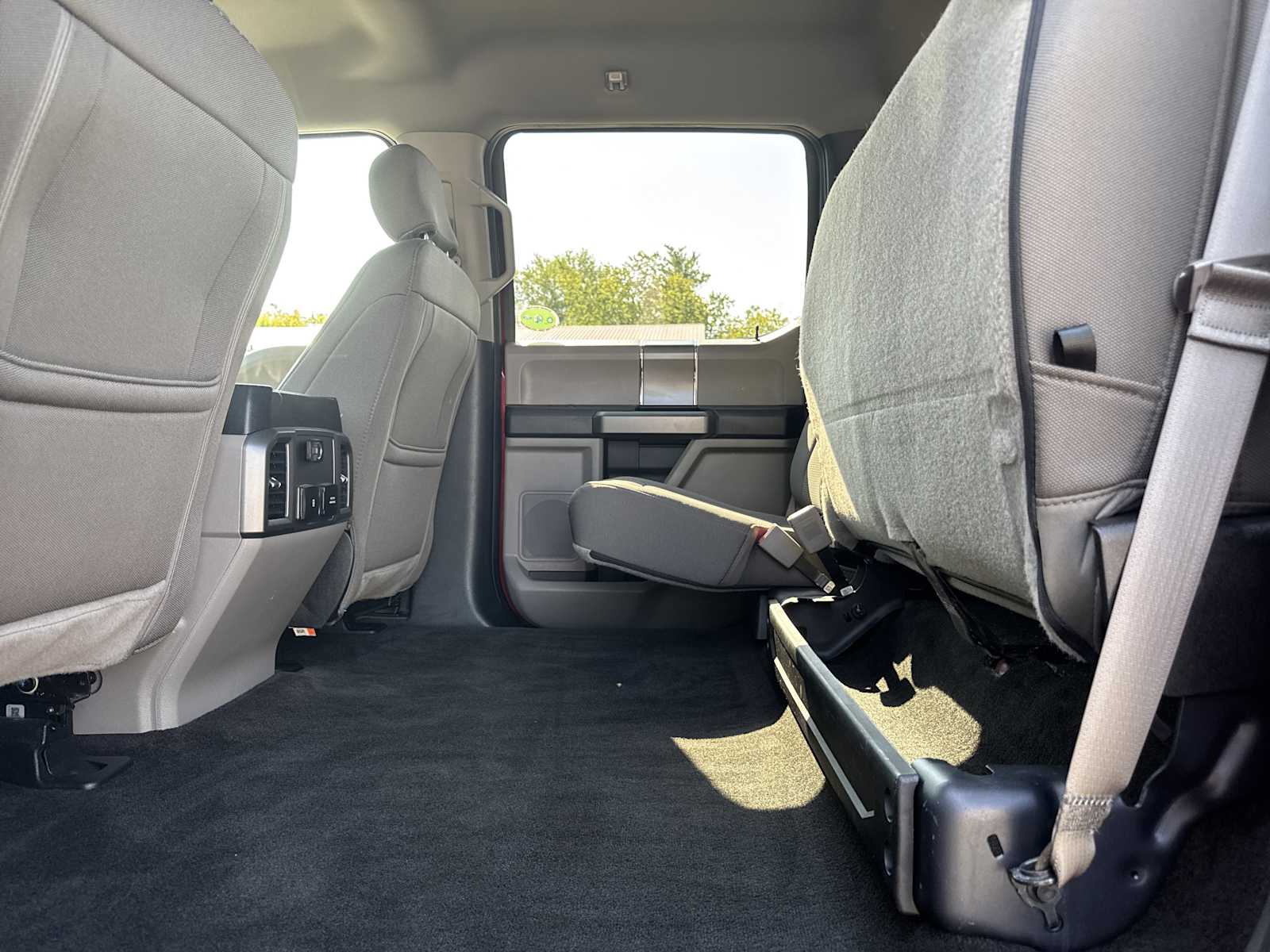 2019 Ford F-150 XLT photo 35