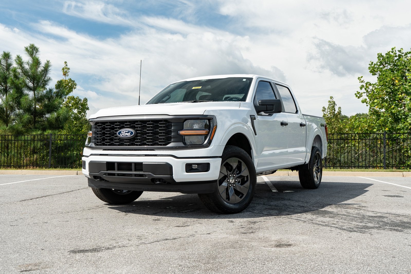 2025 Ford F-150 STX's photo