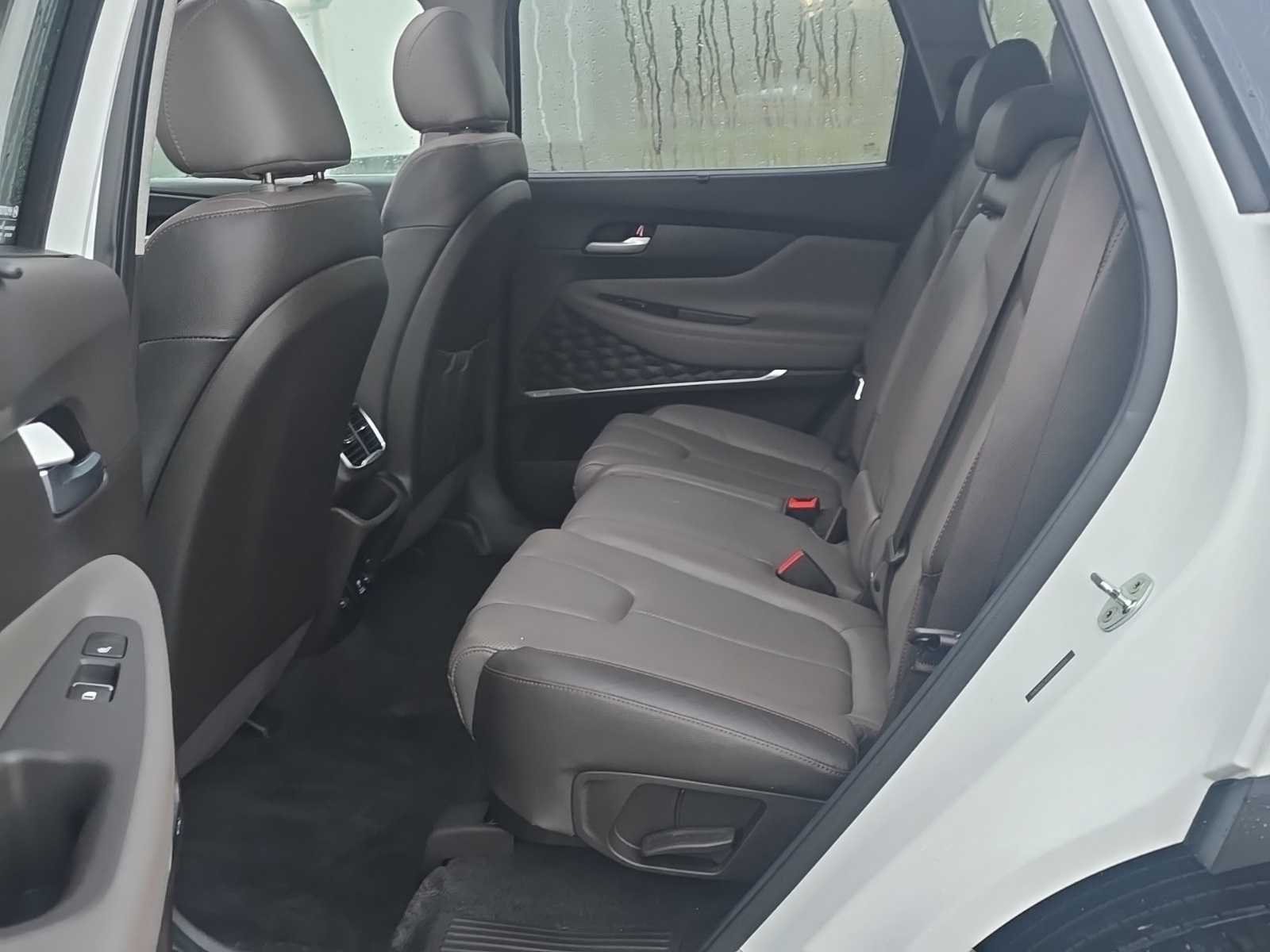 2020 Hyundai Santa Fe Limited photo 27