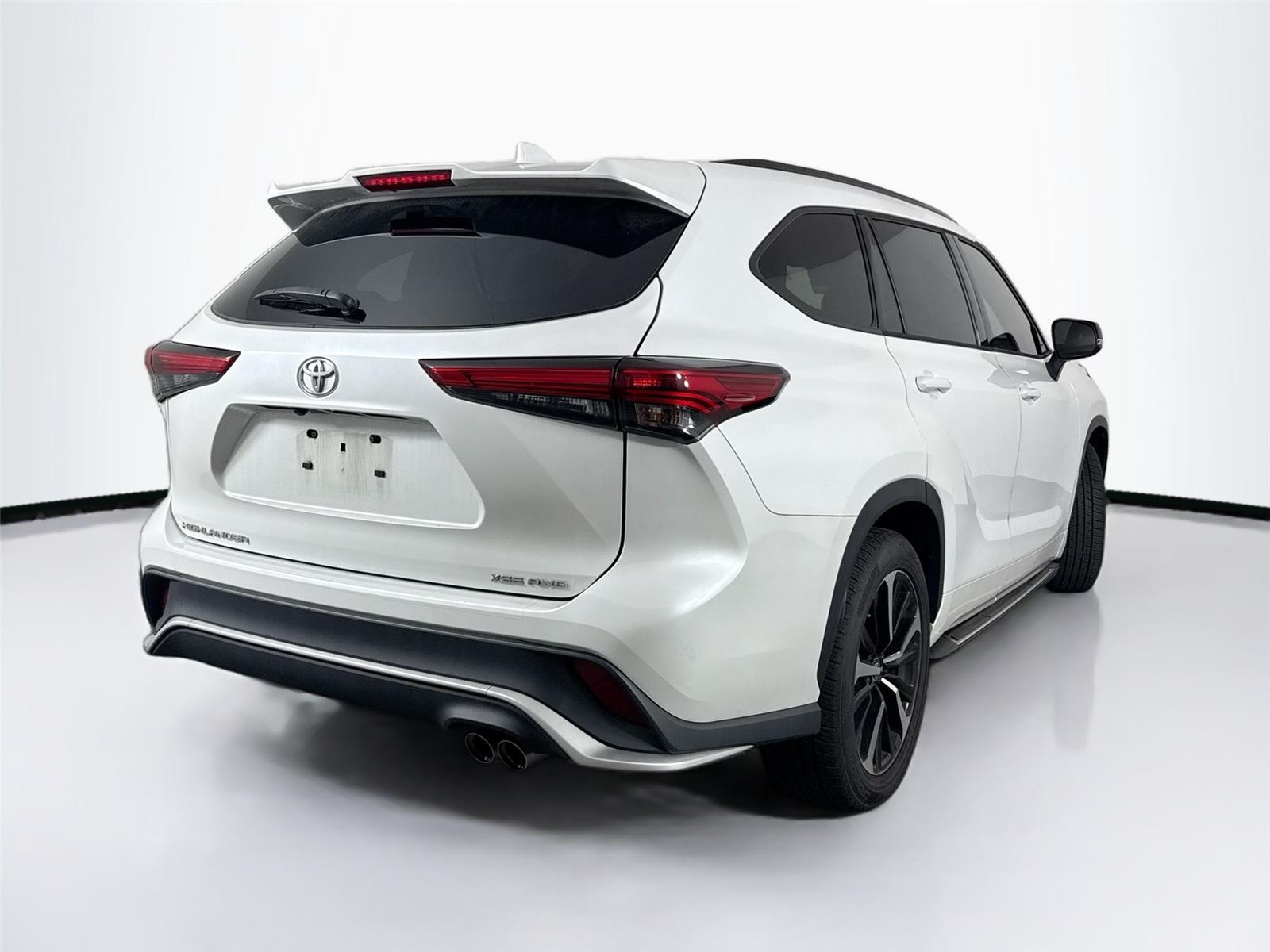 2022 Toyota Highlander XSE photo 6