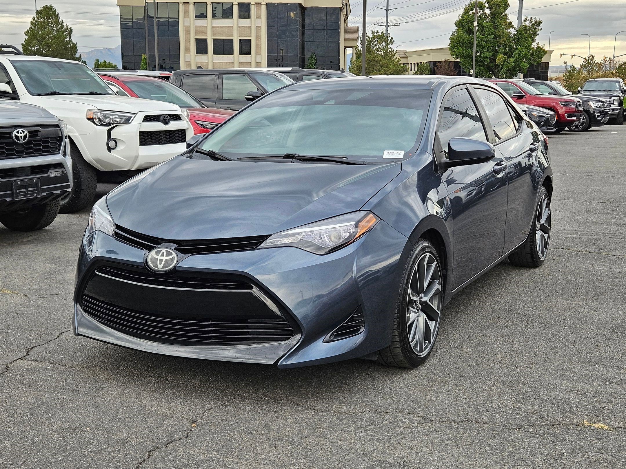 2018 Toyota Corolla L photo 7
