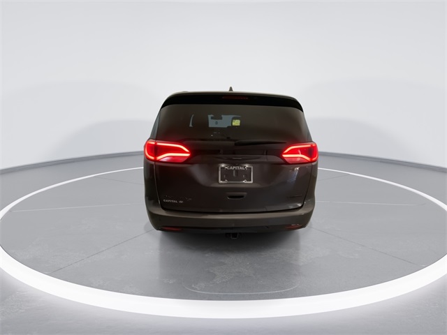 2020 Chrysler Pacifica Limited photo 3