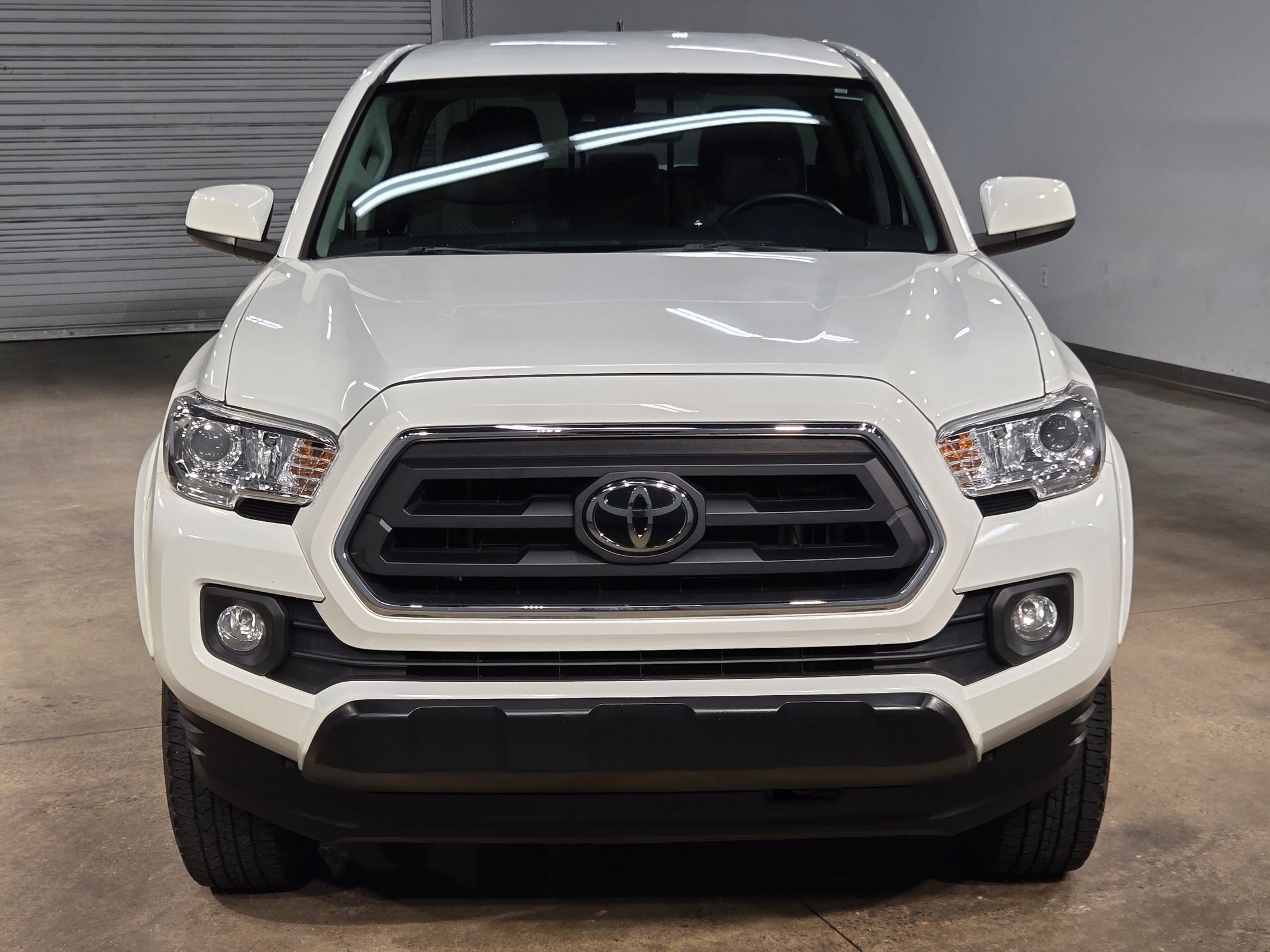 Used 2022 Toyota Tacoma SR5 with VIN 3TMAZ5CN0NM168286 for sale in Little Rock