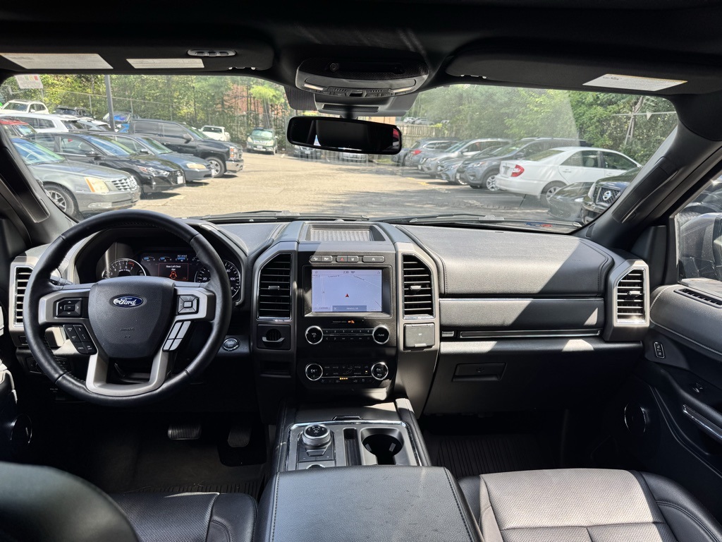2021 Ford Expedition XLT photo 5