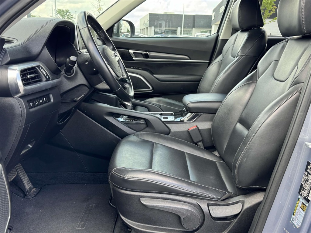 2022 Kia Telluride LX photo 14