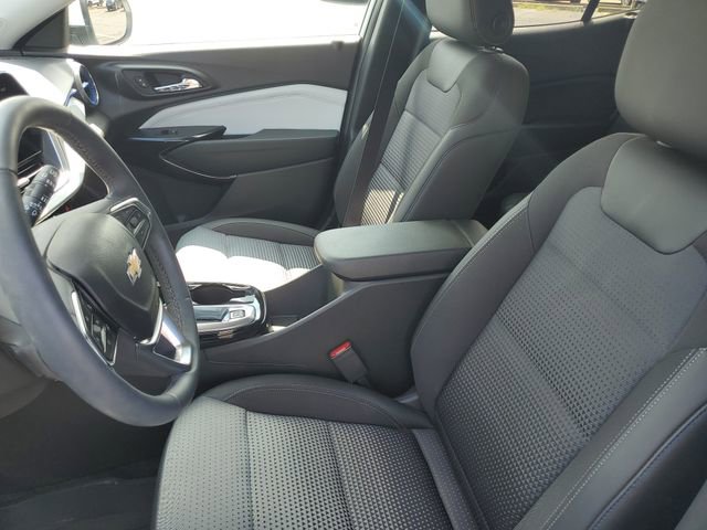 2024 Chevrolet Trax LT photo 10