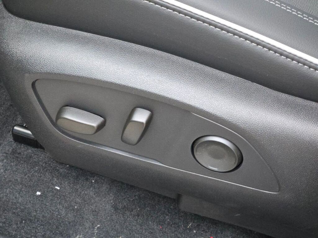 2025 Buick Enclave Preferred photo 24
