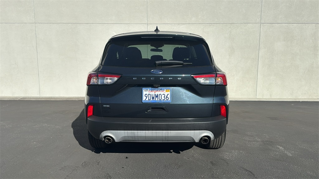 2022 Ford Escape SE photo 3