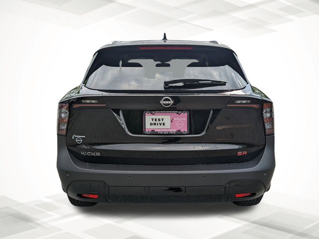 2025 Nissan Kicks SR photo 4