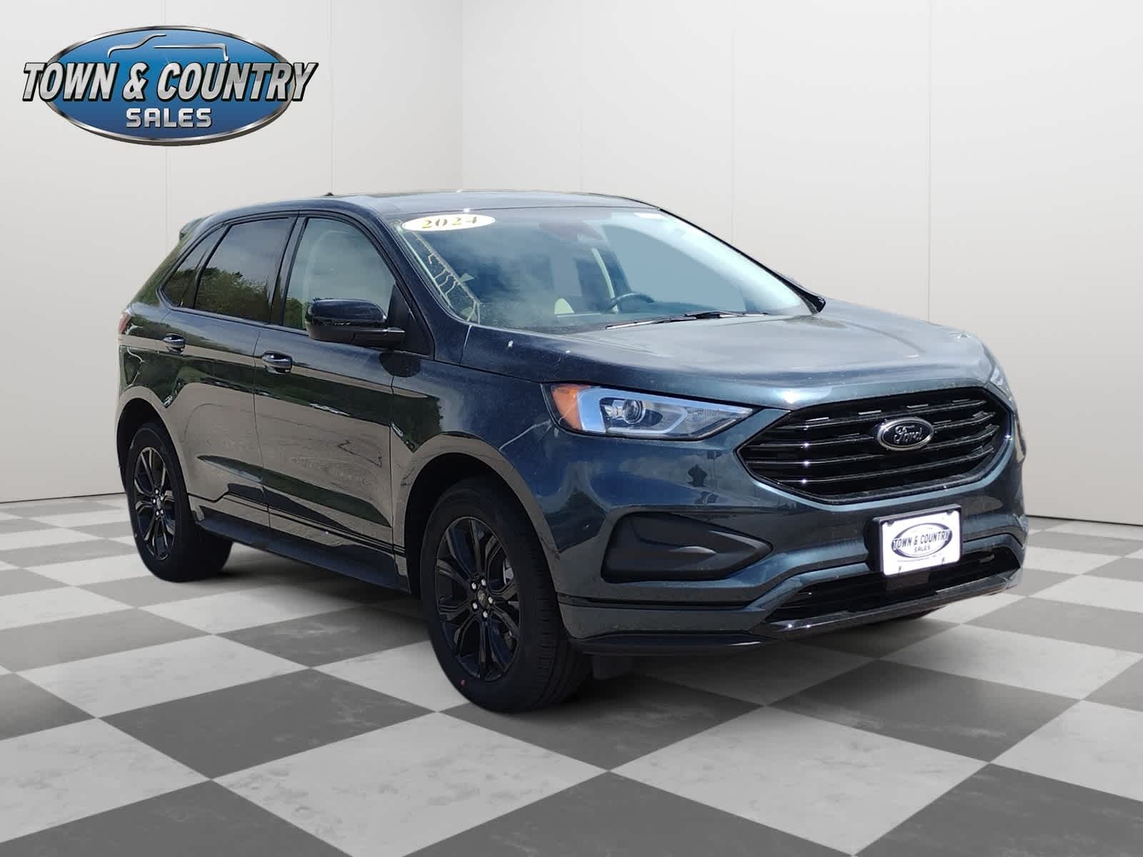 2024 Ford Edge SE's photo