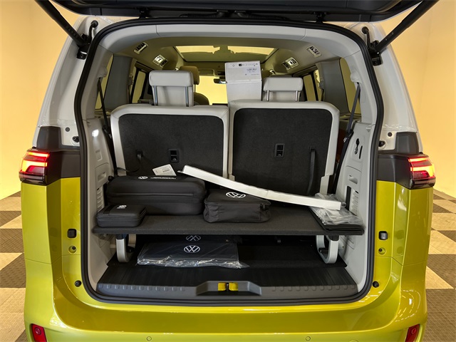 2025 Volkswagen ID. Buzz photo 5