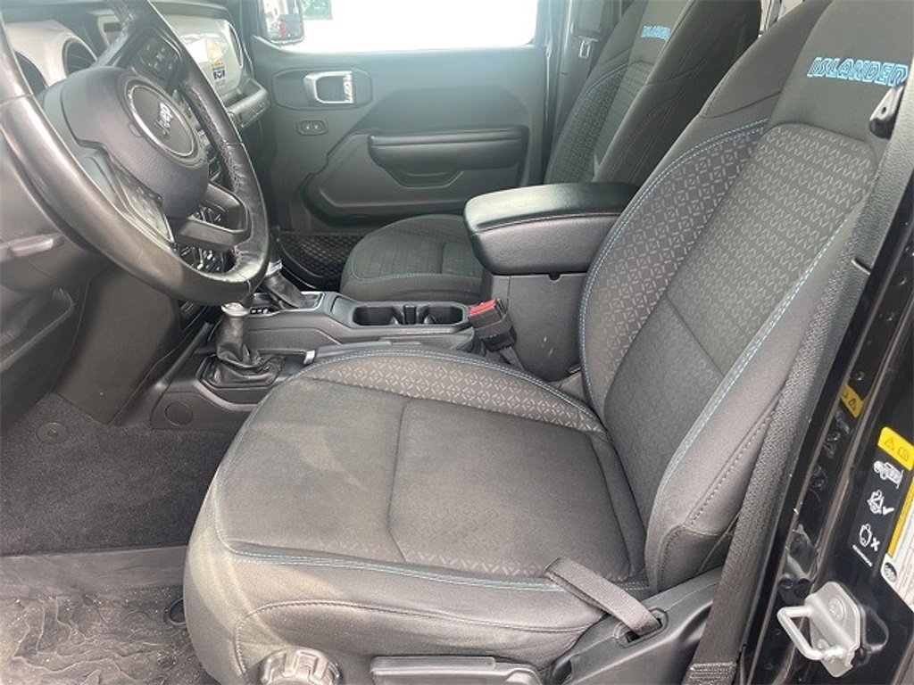 2021 Jeep Wrangler Unlimited Islander photo 4