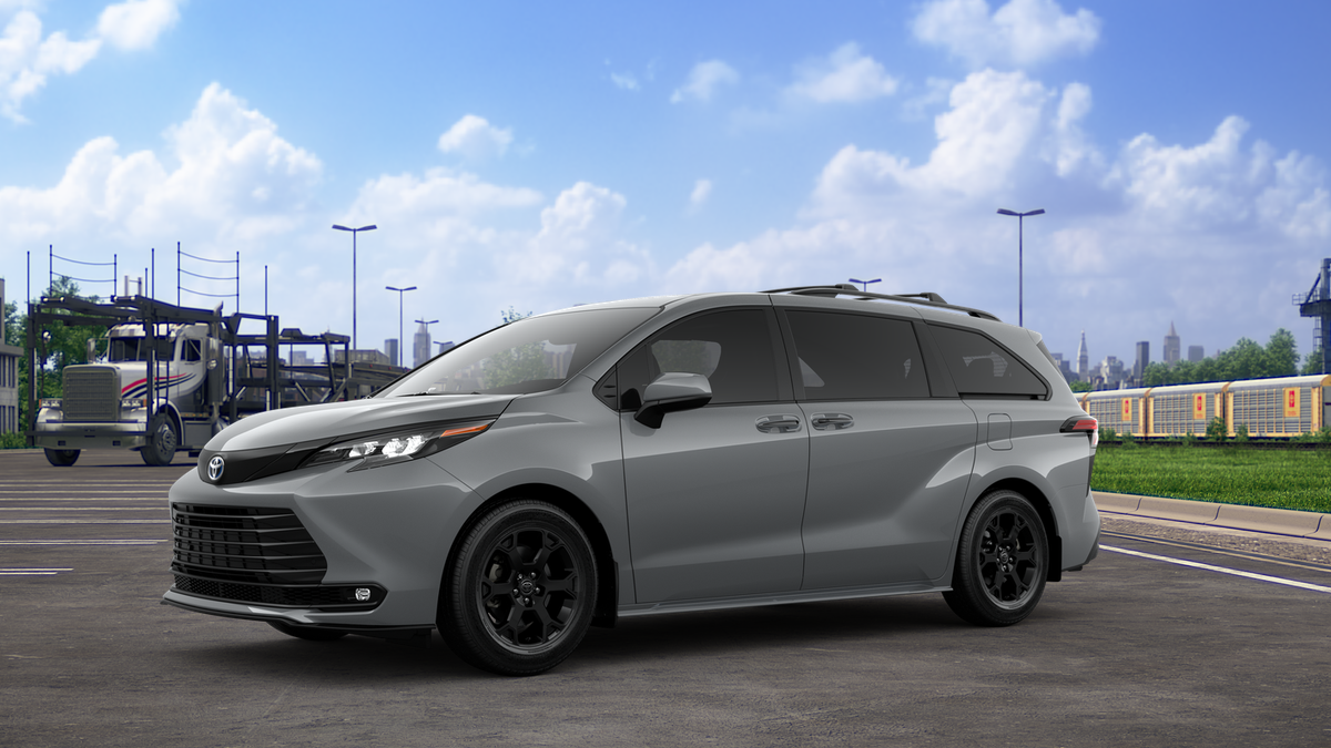 2025 Toyota Sienna Woodland Edition photo 2
