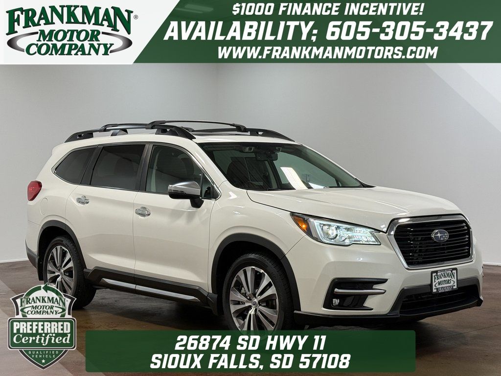 2020 Subaru Ascent Touring's photo