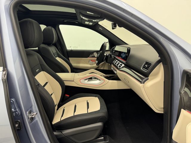 2026 Mercedes Benz GLS AMG 63 4MATIC photo 13